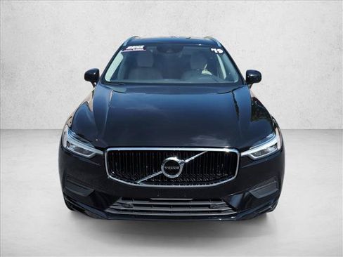 Used 2019 Volvo XC60 T5 Momentum w/ Premium Package AWD/4WD image 2