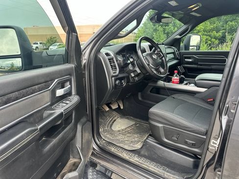 Used 2024 RAM 3500 Big Horn w/ Night Edition AWD/4WD image 5