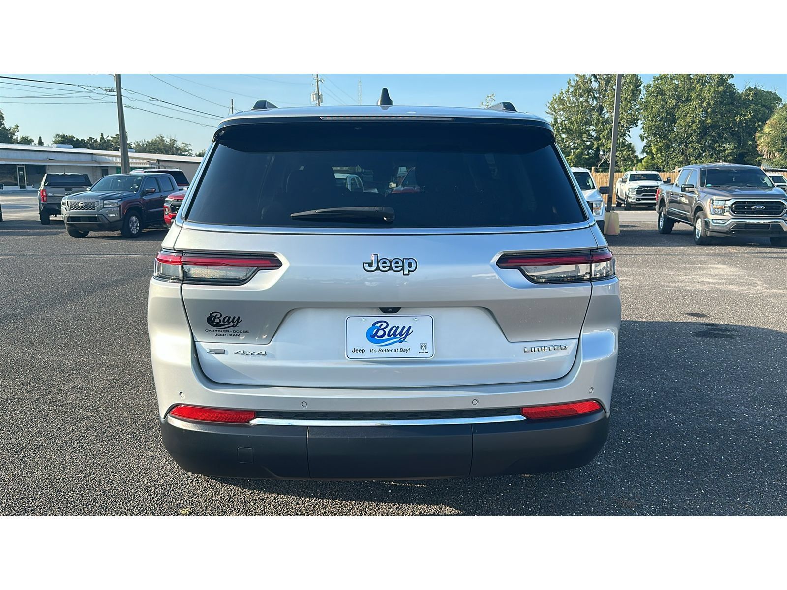 Used 2022 Jeep Grand Cherokee L Limited w/ Trailer Tow Group (B) AWD/4WD image 5