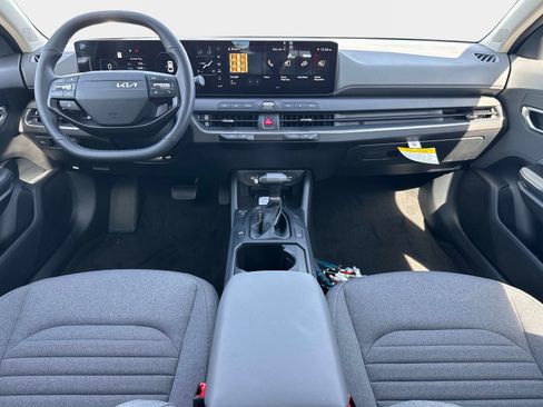 New 2025 Kia K4 EX image 11
