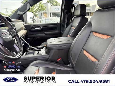 Used 2024 GMC Sierra 2500 AT4 w/ AT4 Premium Plus Package AWD/4WD image 6