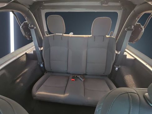 Used 2020 Jeep Wrangler Sport AWD/4WD image 13