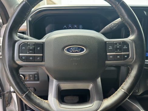 Used 2025 Ford F250 Lariat AWD/4WD image 16