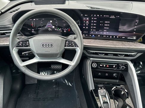New 2025 Audi Q5 Premium Plus image 13