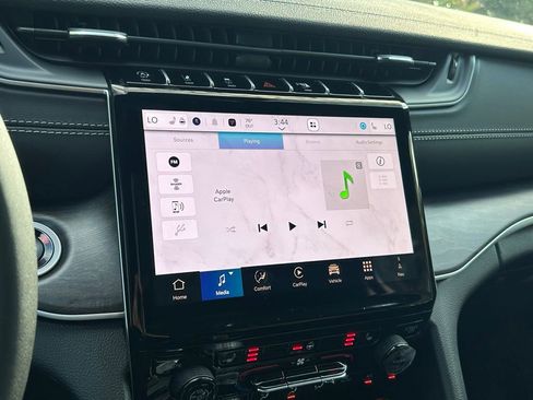 New 2025 Jeep Grand Cherokee Limited image 47