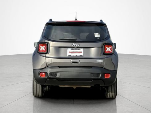 Used 2021 Jeep Renegade Latitude w/ Sun & Sound Group image 4