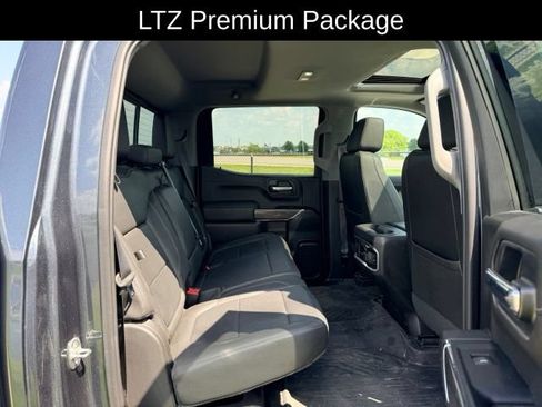 Certified 2022 Chevrolet Silverado 1500 LTZ w/ LTZ Premium Package AWD/4WD image 10