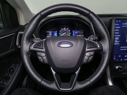 Used 2024 Ford Edge SEL w/ Convenience Package image 27