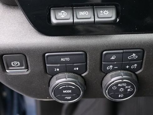 Used 2024 Chevrolet Silverado 1500 LTZ w/ Technology Package image 37