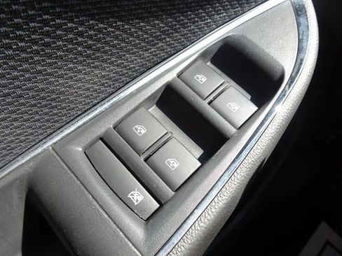 Used 2019 Chevrolet Cruze LT w/ Convenience Package image 24