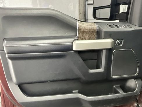 Used 2017 Ford F350 Lariat w/ Lariat Value Package image 12