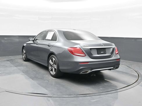 Used 2019 Mercedes-Benz E 300 4MATIC image 6