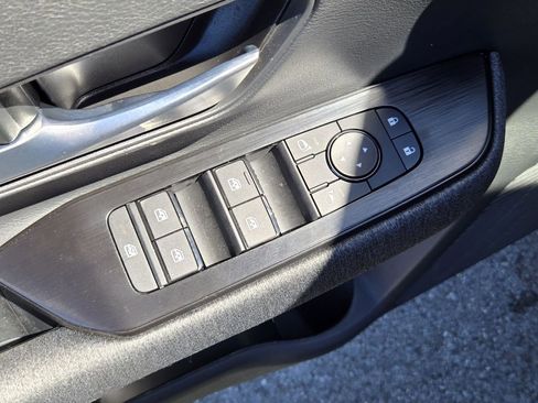 New 2026 Nissan Kicks SV w/ SV Premium Package FWD image 19