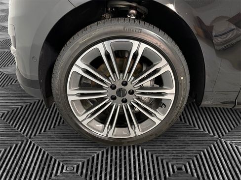 New 2026 Land Rover Range Rover Sport SE image 14