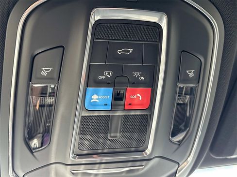 New 2025 Jeep Grand Cherokee L Limited w/ Black Appearance Package image 36