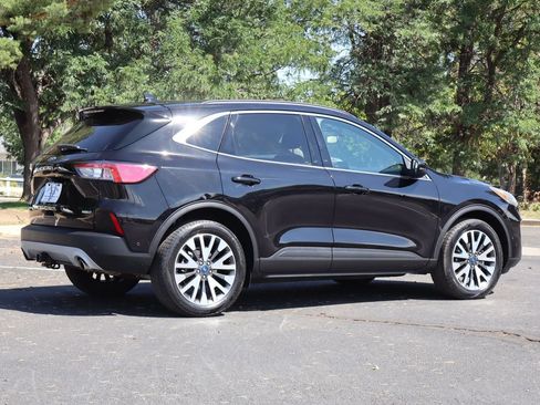 Used 2020 Ford Escape Titanium AWD/4WD image 5