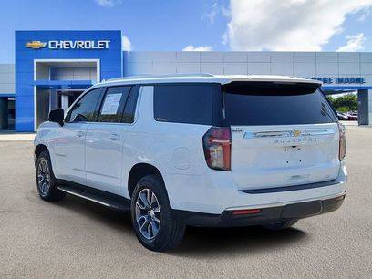 Certified 2022 Chevrolet Suburban LT w/ Luxury Package