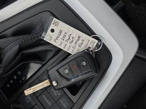 Used 2024 Toyota RAV4 LE AWD/4WD image 38