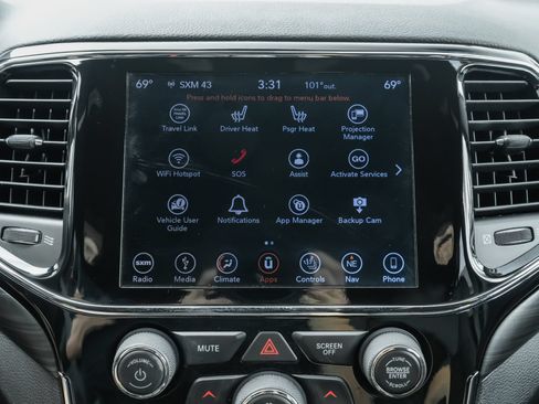 Used 2019 Jeep Grand Cherokee Altitude RWD image 14