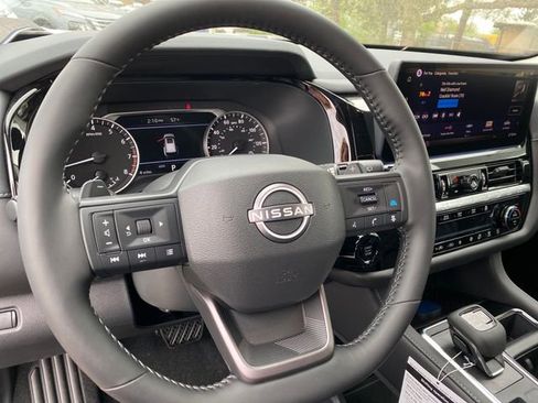 New 2026 Nissan Pathfinder SV image 13