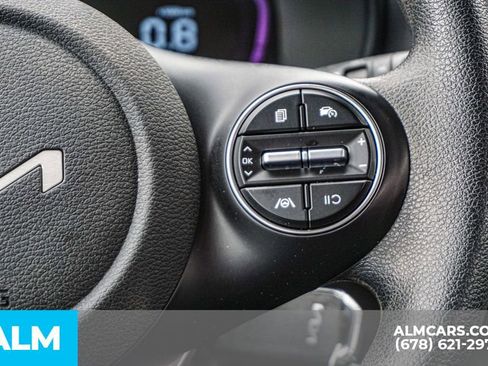 Used 2025 Kia Soul LX image 31