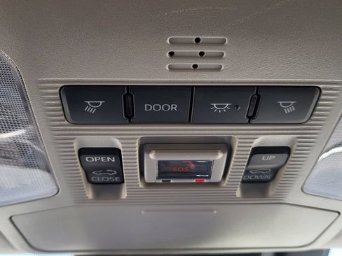 Used 2022 Toyota RAV4 XLE Premium AWD/4WD image 40