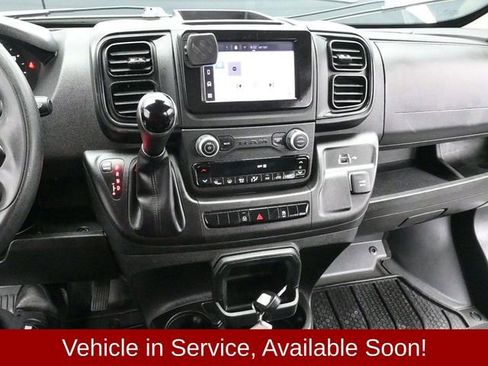 Used 2024 RAM ProMaster 2500 w/ Convenience Group image 19