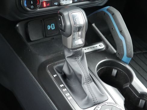 Certified 2022 Ford Bronco Wildtrak image 15