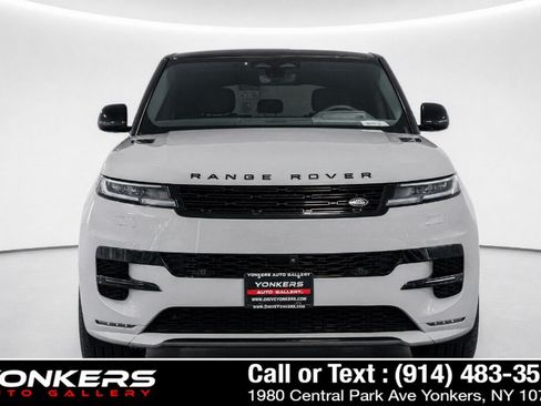 Used 2024 Land Rover Range Rover Sport Dynamic SE AWD/4WD image 3