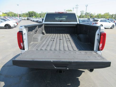 Certified 2021 GMC Sierra 3500 4x4 Crew Cab w/ Gooseneck/5TH Wheel Package image 8
