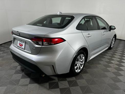 Certified 2023 Toyota Corolla LE image 5