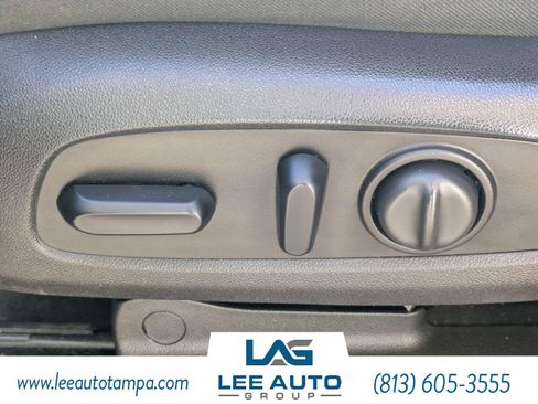 Used 2018 Chevrolet Traverse LT FWD image 19