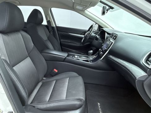 Used 2017 Nissan Maxima 3.5 S image 15