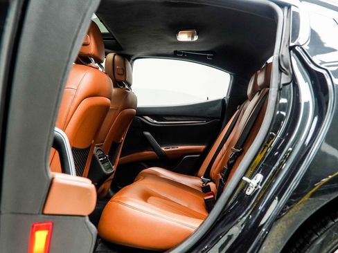 Used 2022 Maserati Ghibli Modena image 39