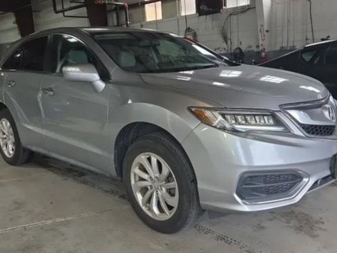 Used 2017 Acura RDX AWD w/ Technology Package image 4