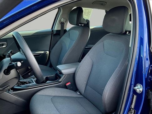 Used 2025 Kia K4 FWD image 21