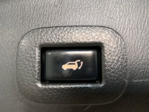 Used 2019 Nissan Armada SL w/ Premium Package image 27