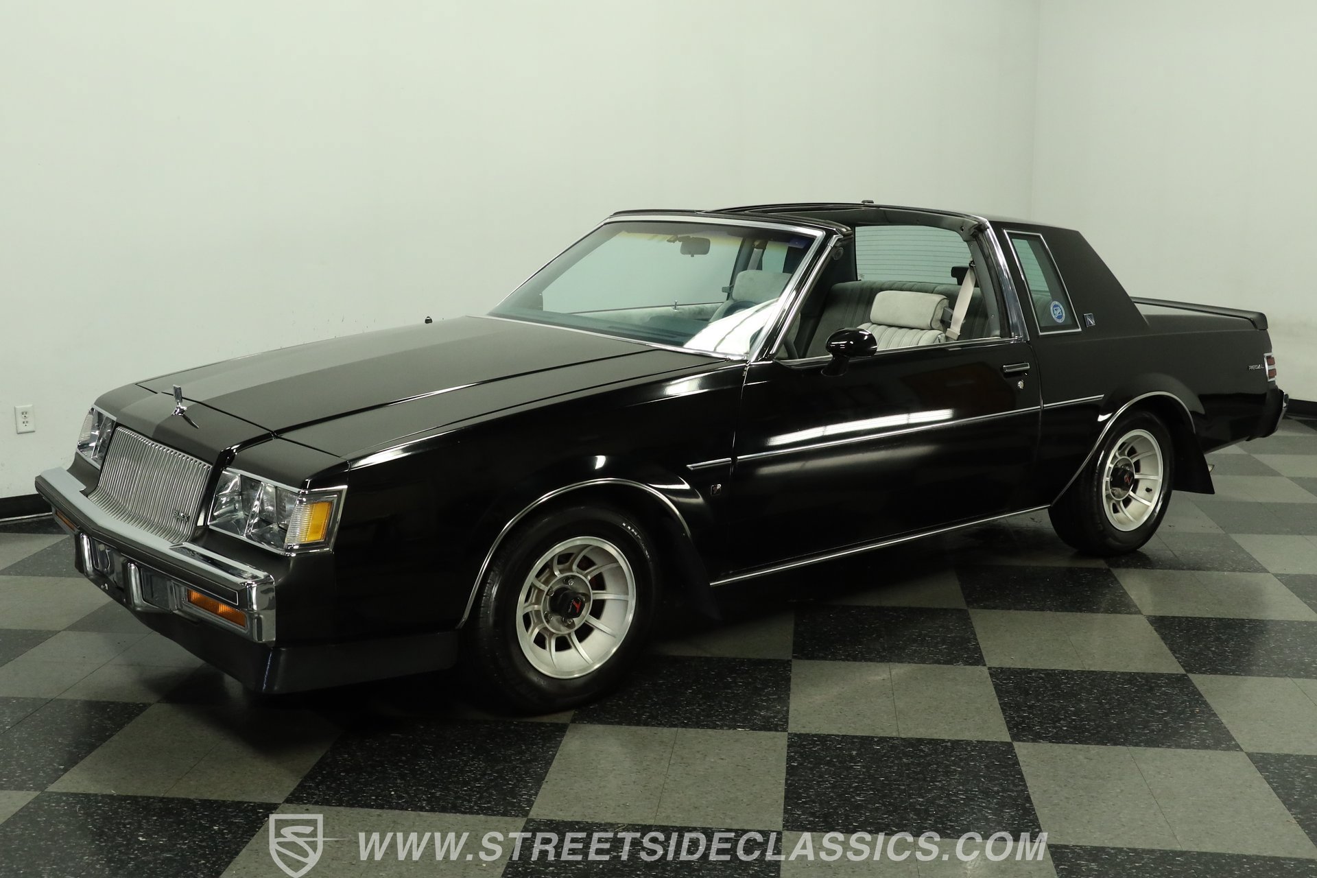 Used 1987 Buick Regal Coupe RWD image 6