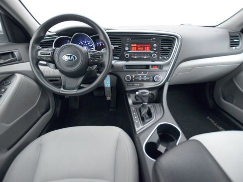 Used 2015 Kia Optima LX image 17