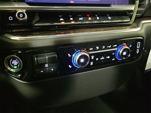 Certified 2023 GMC Sierra 1500 SLE image 19