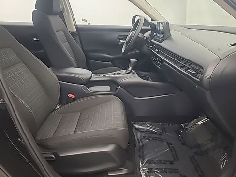 Used 2025 Honda HR-V LX image 13