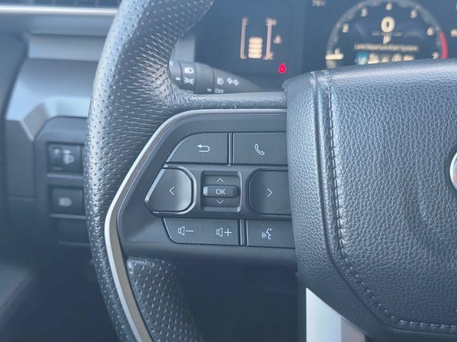 Used 2024 Toyota Tacoma SR5 AWD/4WD image 38