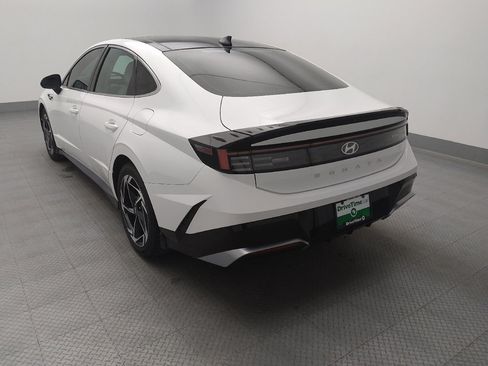 Used 2024 Hyundai Sonata SEL w/ Convenience Package FWD image 6