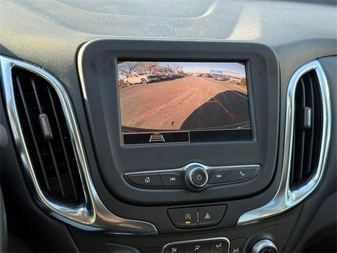 Used 2024 Chevrolet Equinox LT image 24