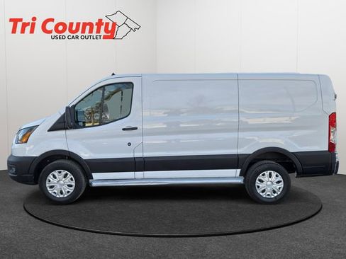 Used 2024 Ford Transit 250 Low Roof w/ Exterior Upgrade Package image 5