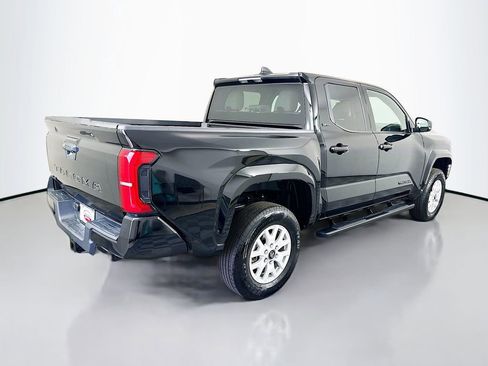 Certified 2025 Toyota Tacoma SR5 image 5