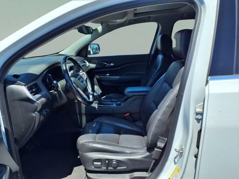 Certified 2019 GMC Acadia SLT AWD/4WD image 10