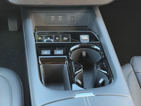 Certified 2025 Nissan Murano SV image 15