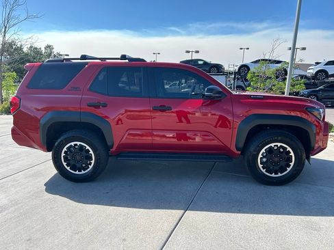Used 2026 Toyota 4Runner TRD Off-Road Premium AWD/4WD image 9