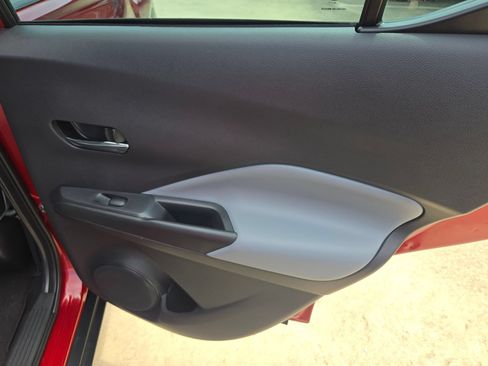 Used 2023 Nissan Kicks SR w/ SR Premium Package FWD image 25